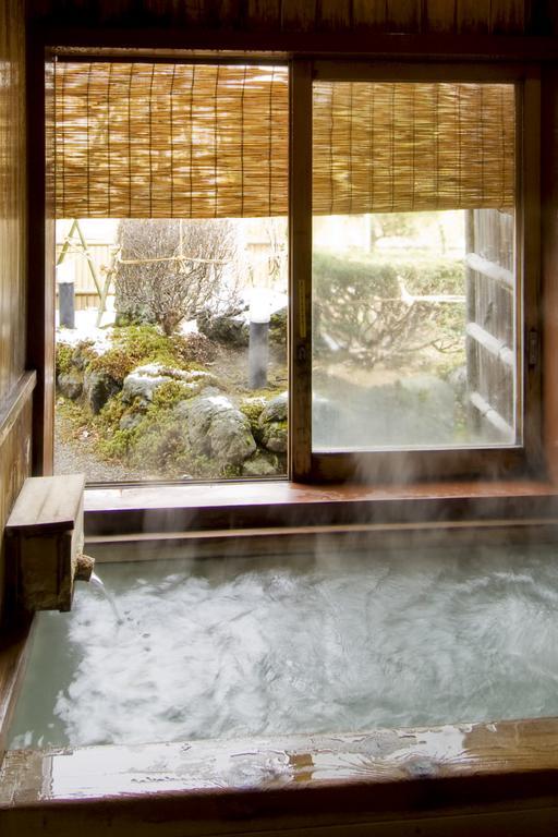 Ekinariya Ryokan Kusatsu  Exteriör bild