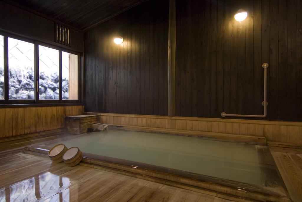 Ekinariya Ryokan Kusatsu  Exteriör bild
